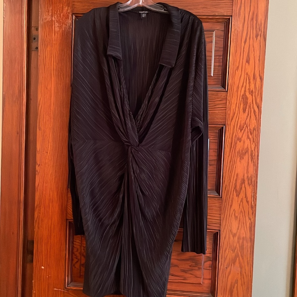Boohoo Plisse Twist Shirt Dress - Picture 5 of 9